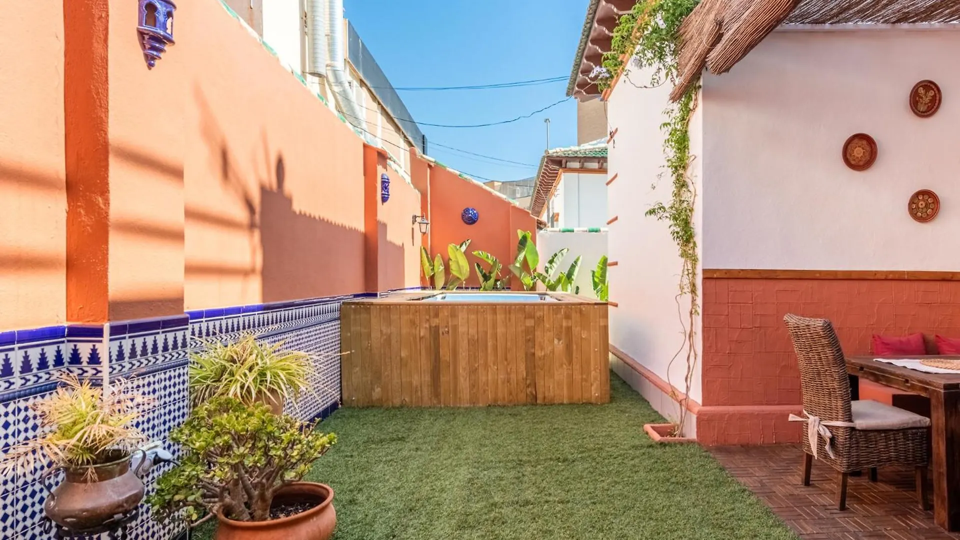 Beautiful Villa With Pool Malaga Chalet