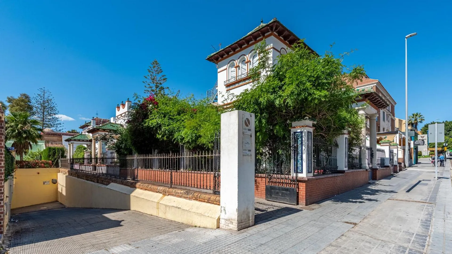 Beautiful Villa With Pool Malaga