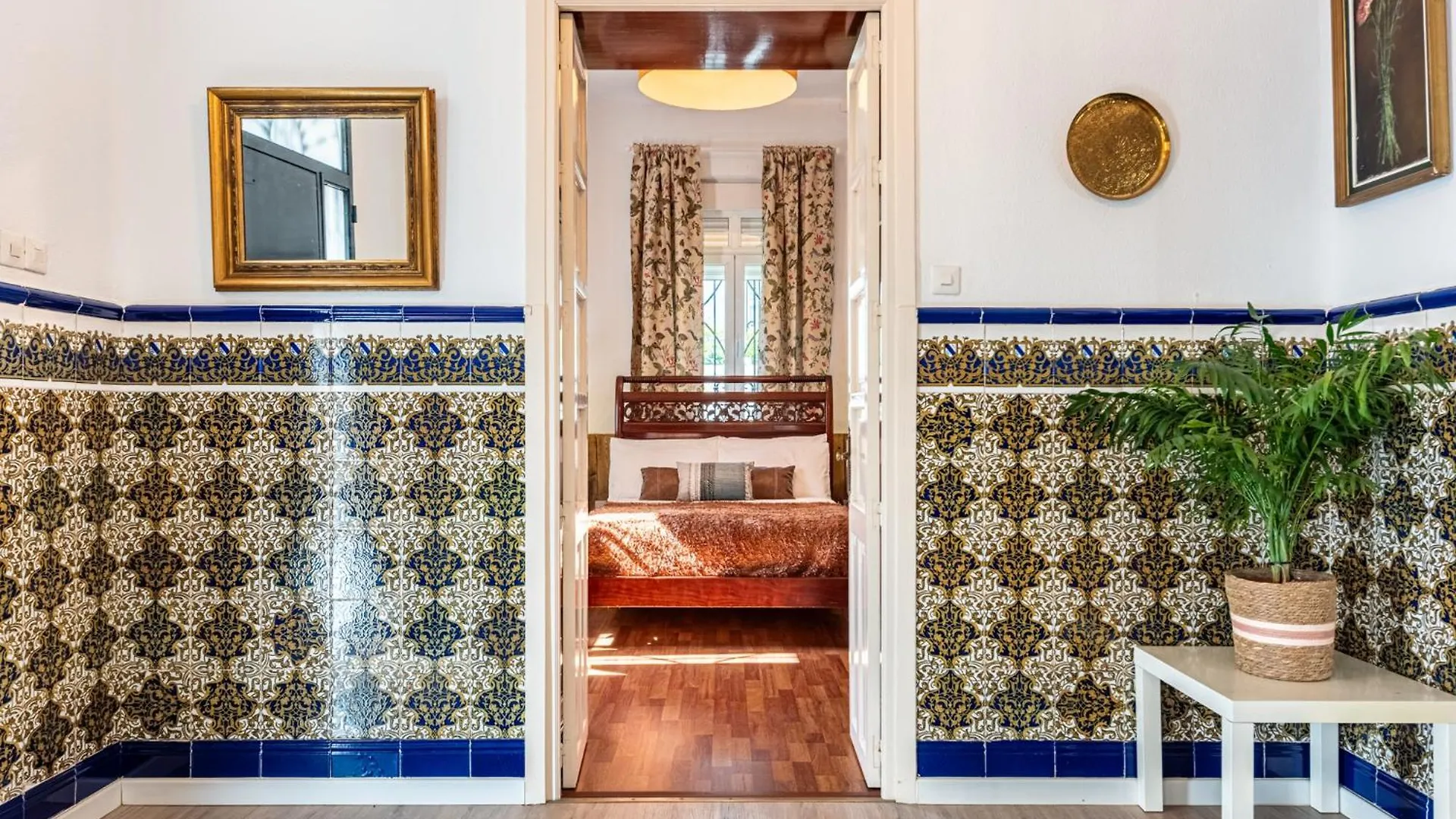 Beautiful Villa With Pool Malaga Spain