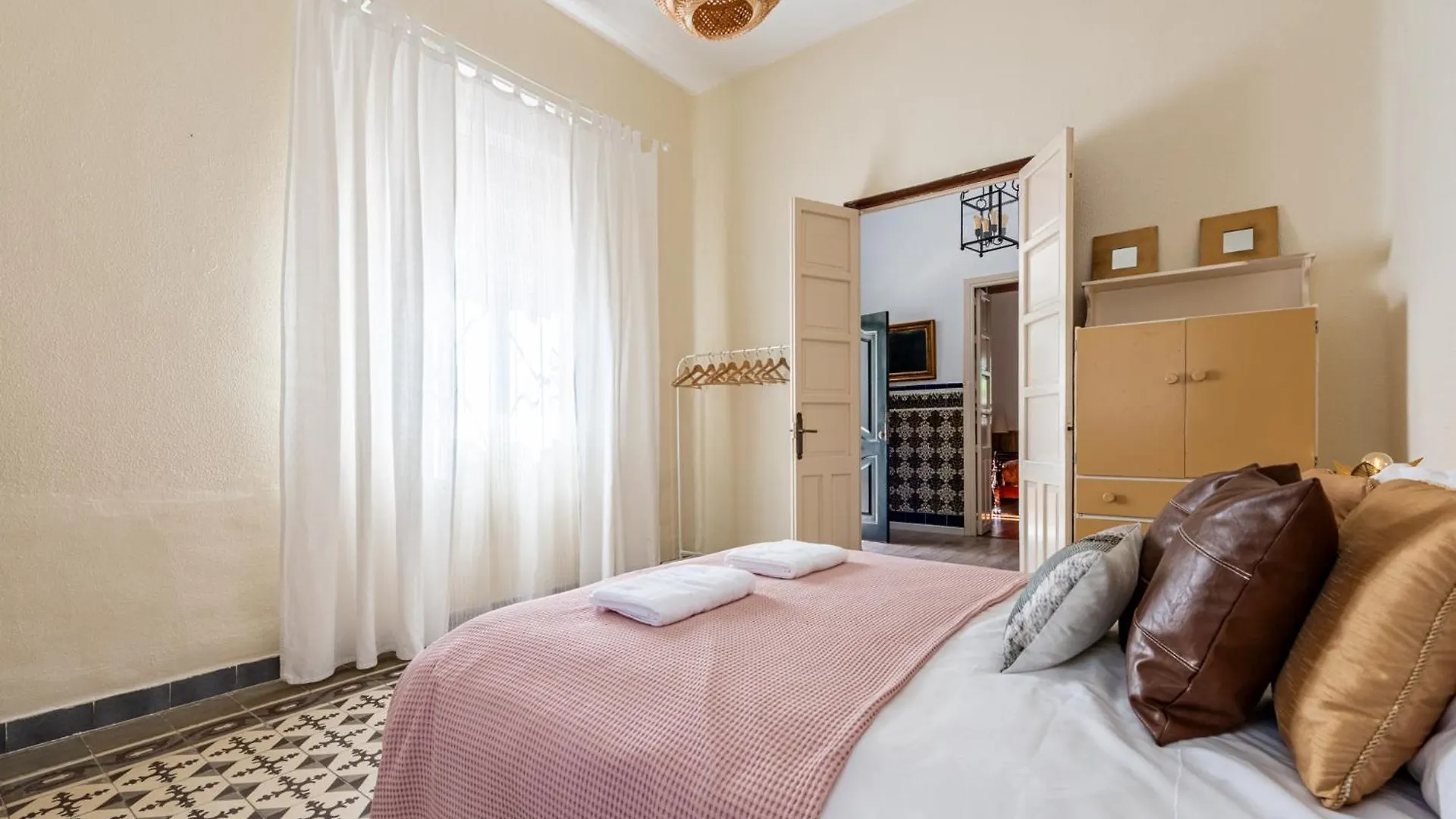 Chalet Beautiful Villa With Pool Malaga