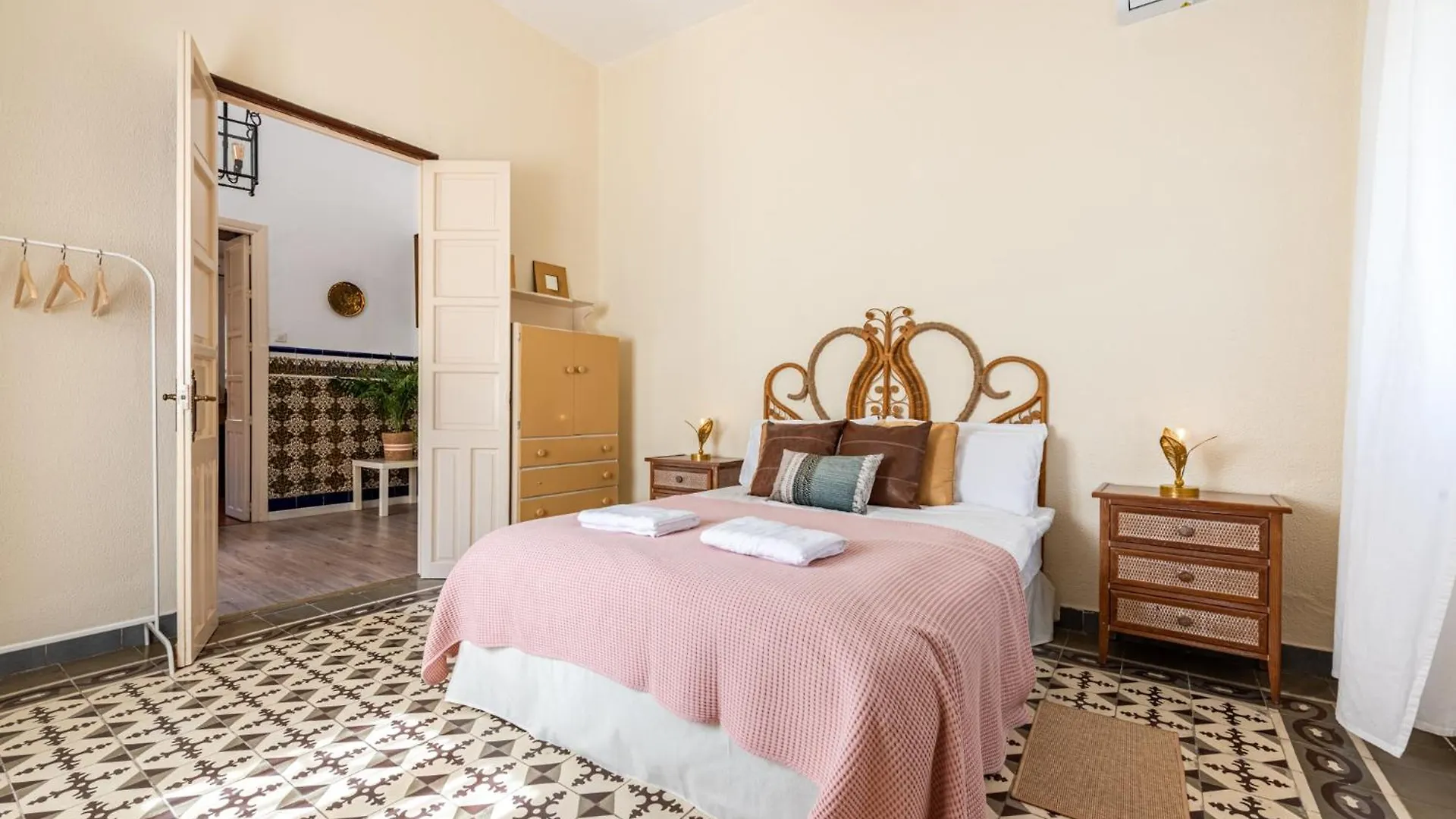 Chalet Beautiful Villa With Pool Malaga